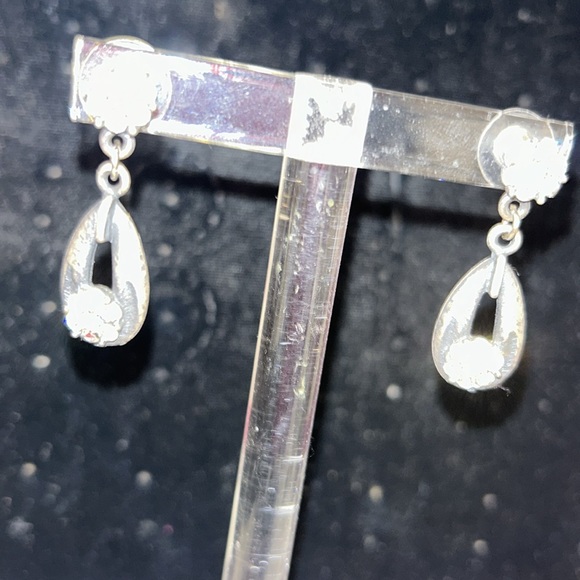 Dainty Antiqued Silver Crystal Drop Earrings-Boutique - Picture 10 of 13